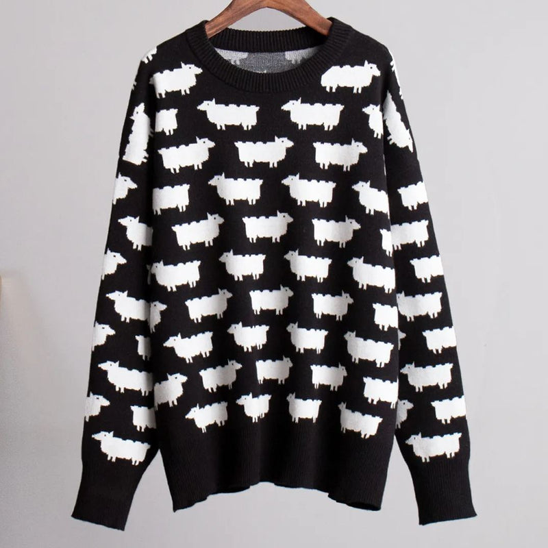 Effortlessly Elegant Sweater with a Timeless Design