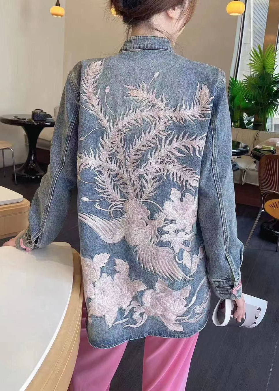 Beautifully Finished Coat in a Timeless Design