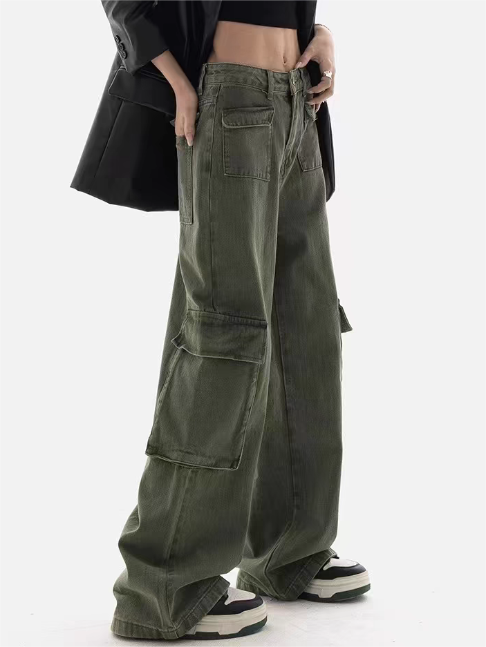 Beautifully Finished Garment in a Timeless Design