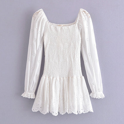 Sophisticated Dress with a Clean Classic Look