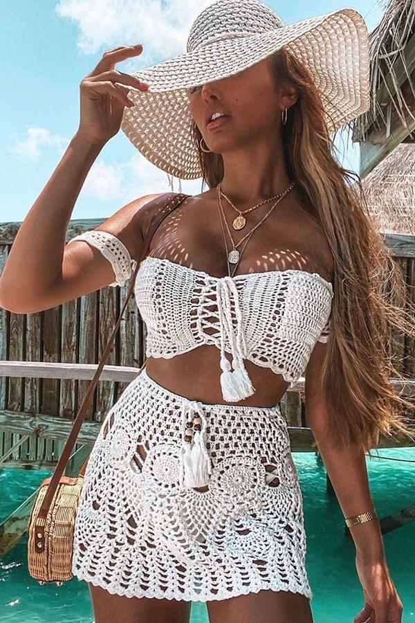 Gracefully Styled Garment for Any Occasion