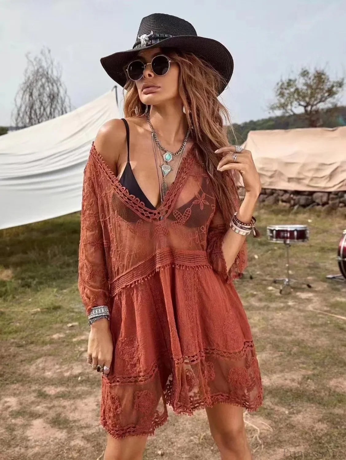 Classic Vintage & Enduringly Stylish Dress