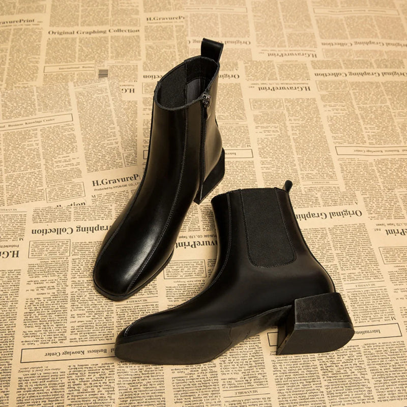 Polished Boots with an Effortless Classic Look