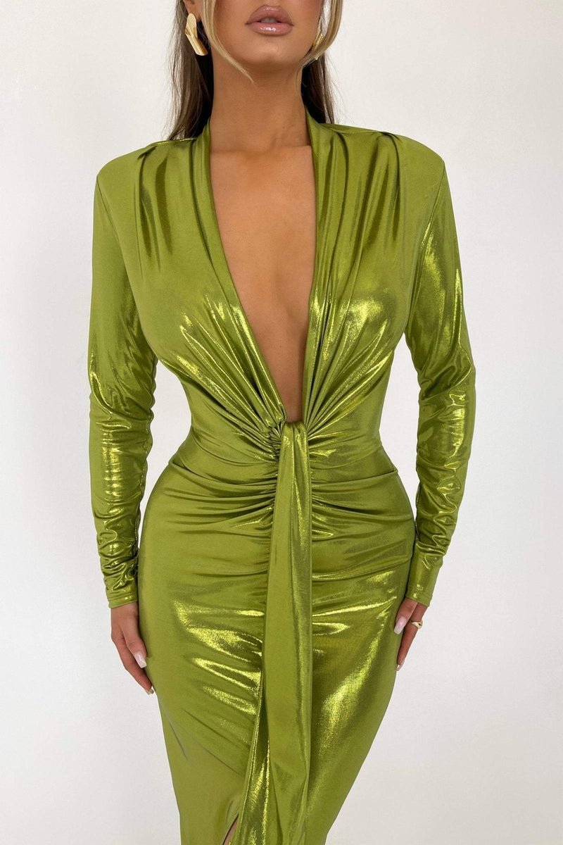 Polished Dress with an Effortless Classic Look