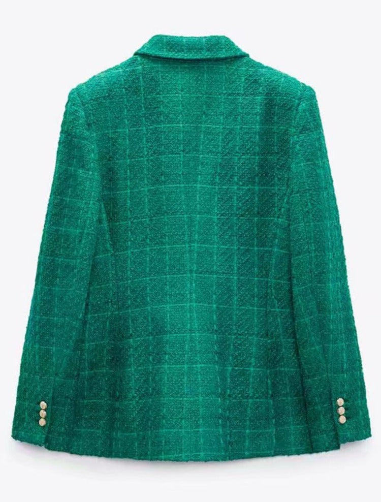 Gracefully Styled Garment for Any Occasion