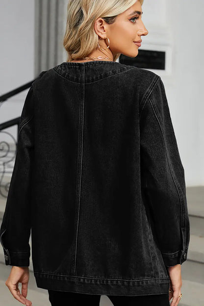 Well Tailored Jacket with a Graceful Silhouette