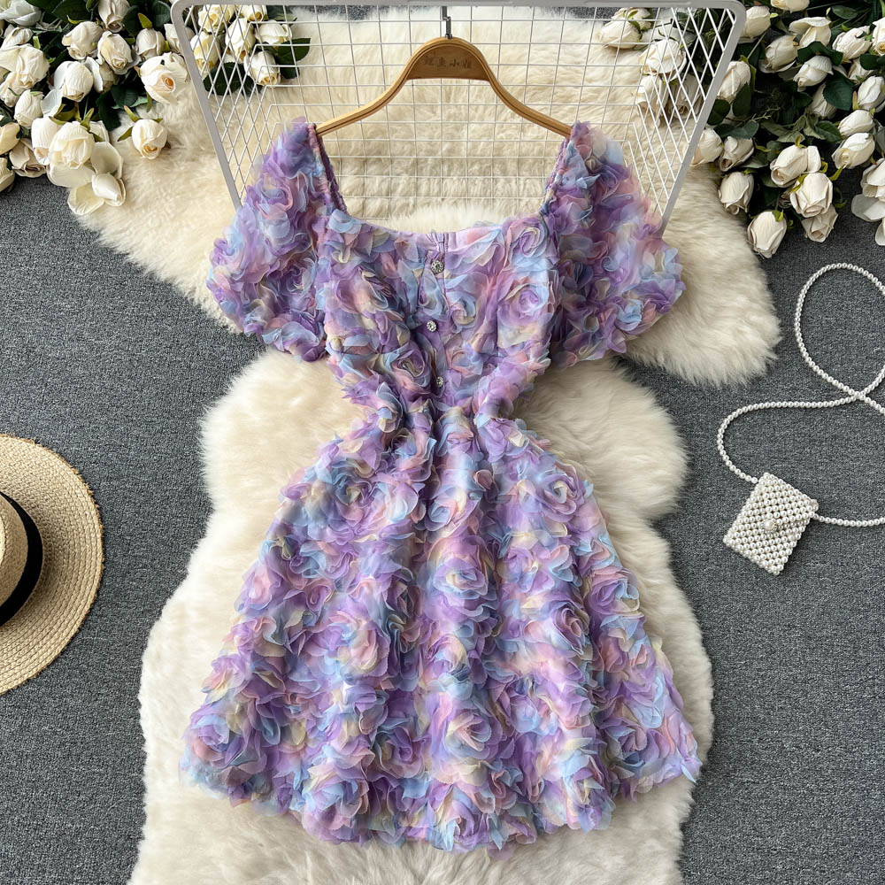 Beautifully Crafted Dress in a Classic Style