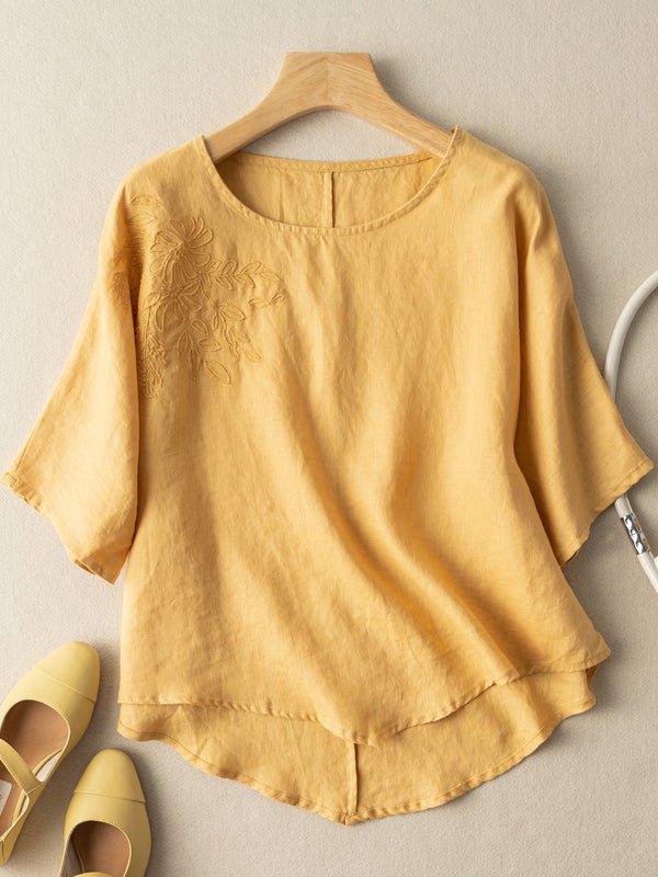 Elegantly Styled Blouse for Everyday Wear