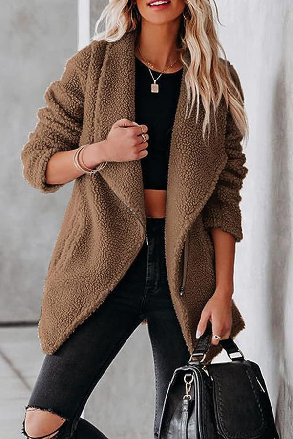 Beautifully Finished Jacket in a Timeless Design