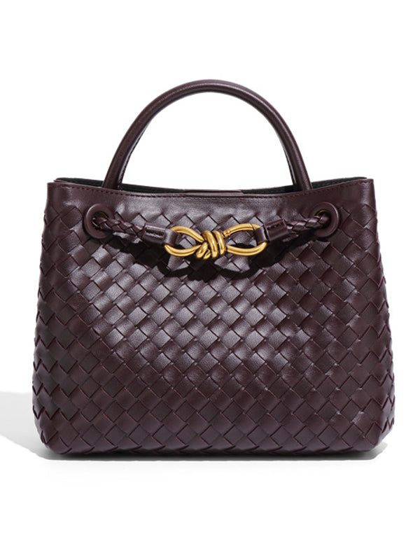 Elegantly Styled Bag for Everyday Wear