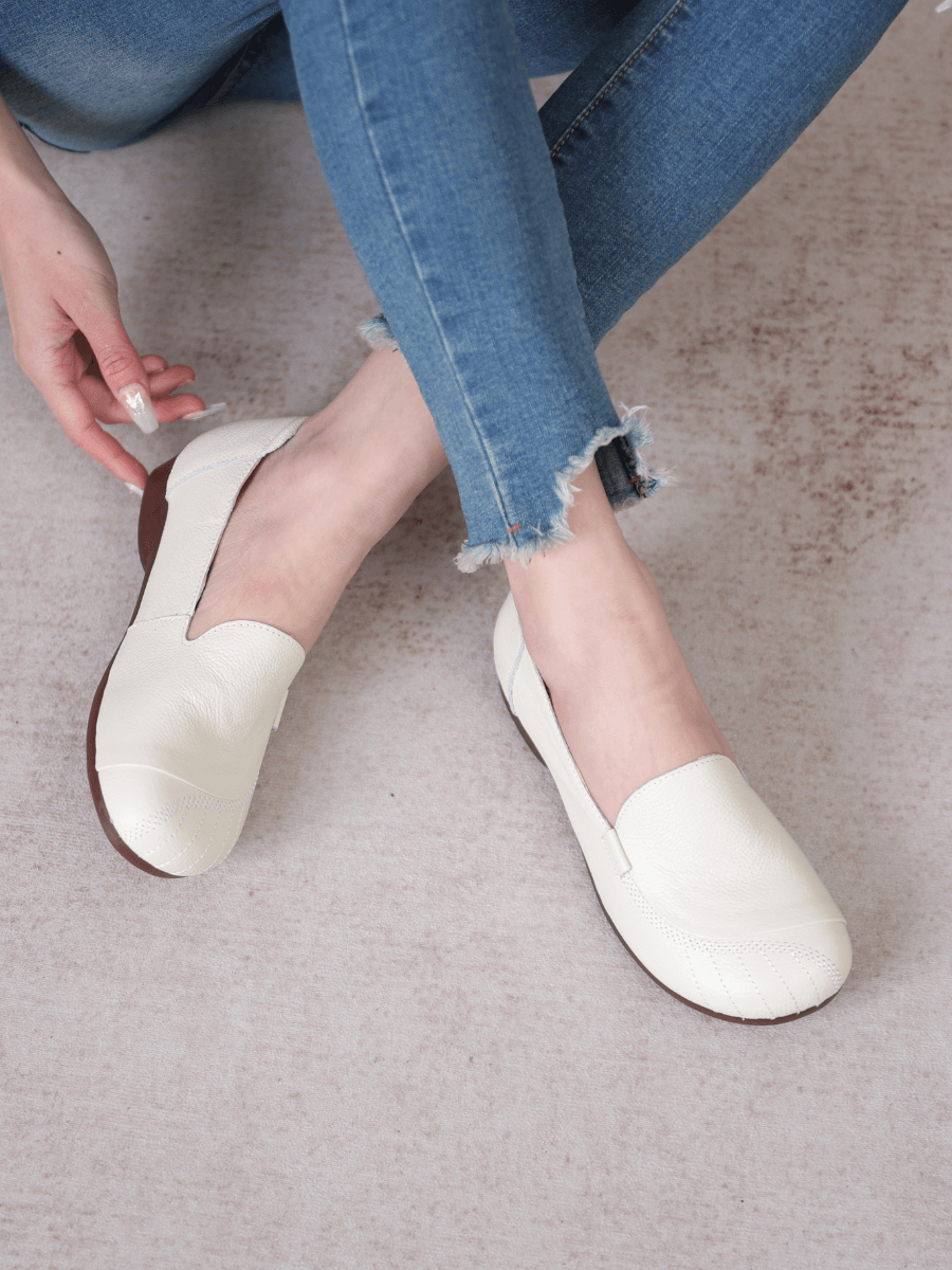 Gracefully Styled Garment for Any Occasion