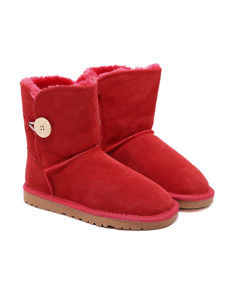 Polished Boots with an Effortless Classic Look