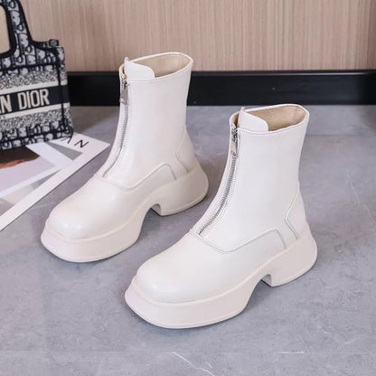 Elegantly Styled Boots for Everyday Wear