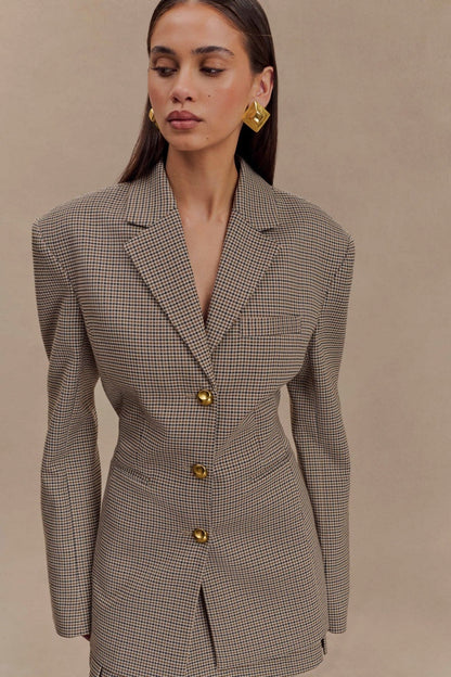 Polished Jacket with an Effortless Classic Look