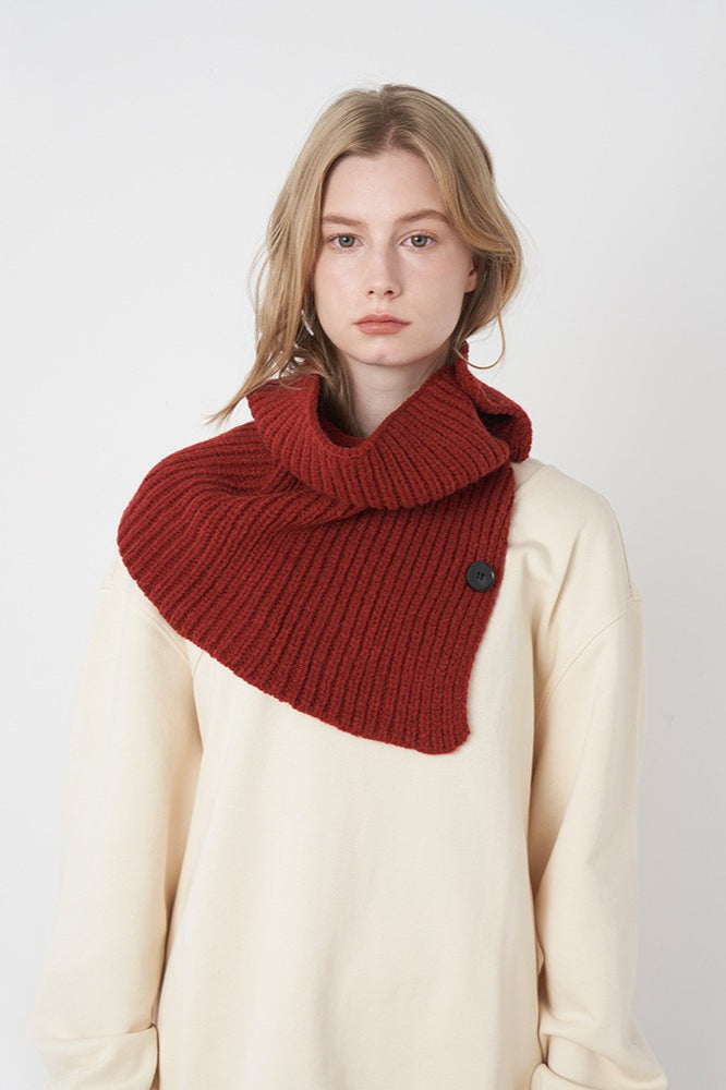Effortlessly Elegant Garment with a Timeless Design