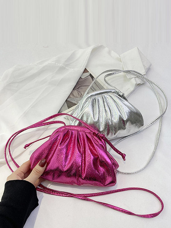 Well Tailored Bag with a Graceful Silhouette