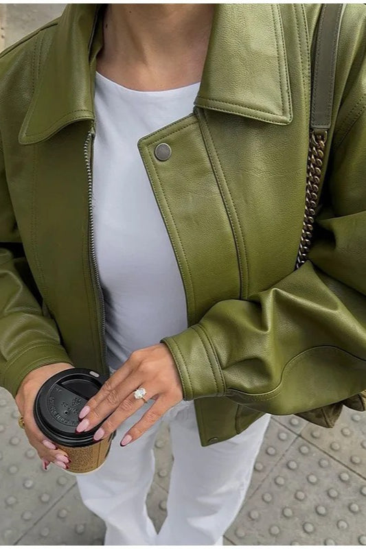 Elegantly Styled Jacket for Everyday Wear