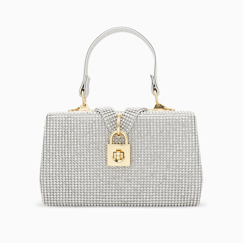 Polished Bag with an Effortless Classic Look