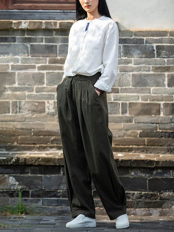 Elegantly Styled Pants for Everyday Wear