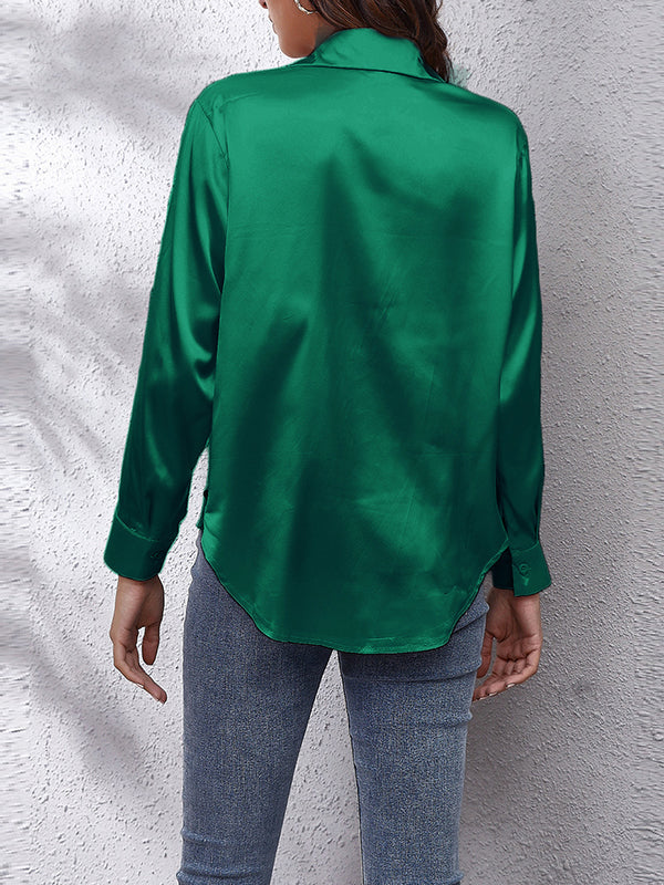 Classic Vintage Blouse with a Flattering Fit