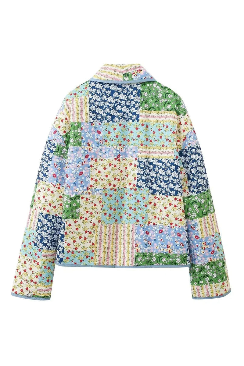 Effortlessly Elegant Jacket with a Timeless Design