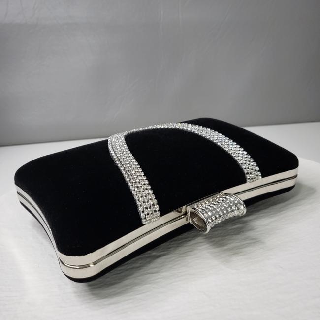 Beautifully Balanced Bag with Timeless Character