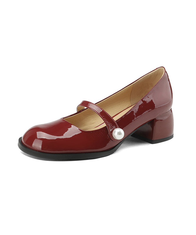 Polished Heels with an Effortless Classic Look