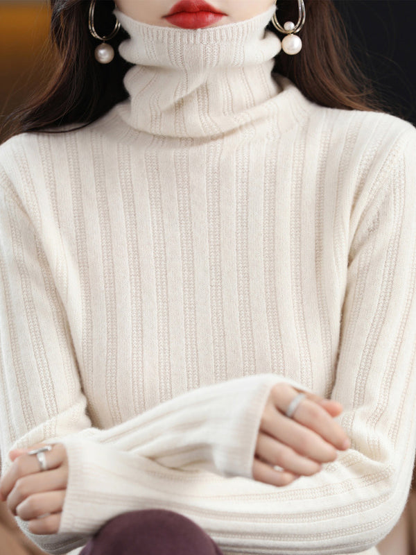 Classic Vintage Sweater with a Flattering Fit