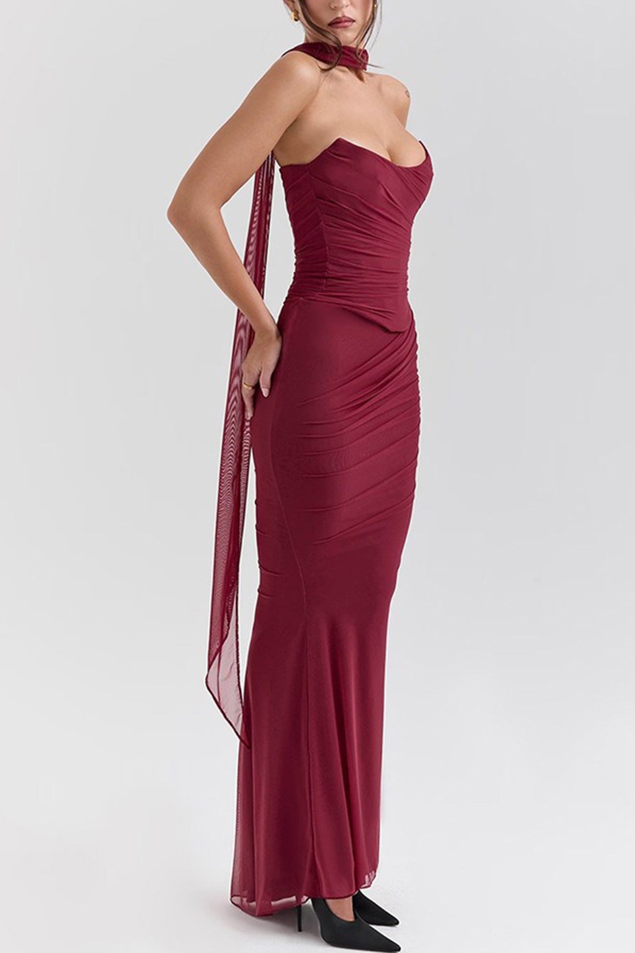 Beautifully Finished Garment in a Timeless Design