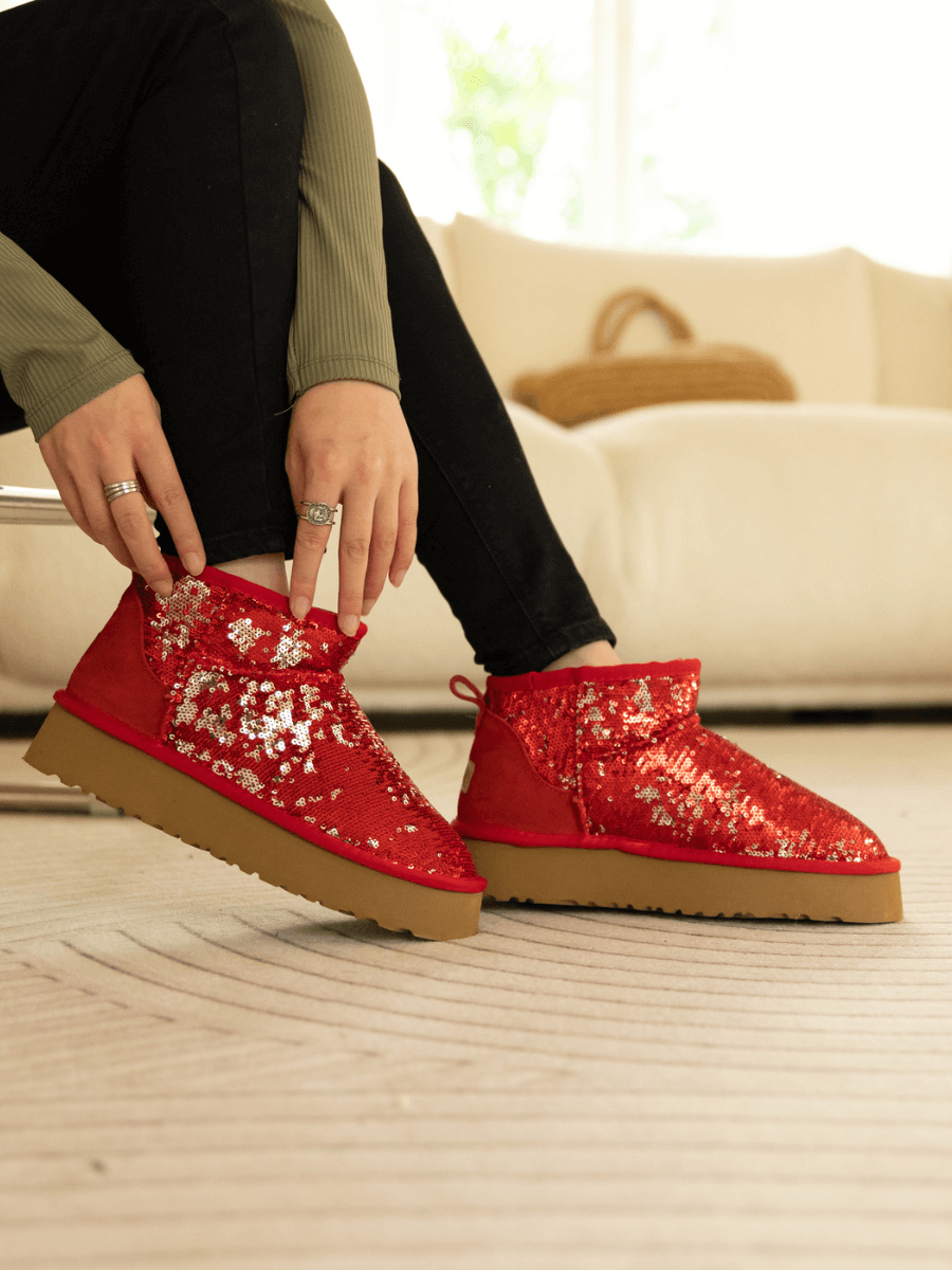 Classic Vintage Boots with a Flattering Fit