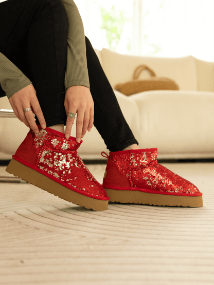 Classic Vintage Boots with a Flattering Fit