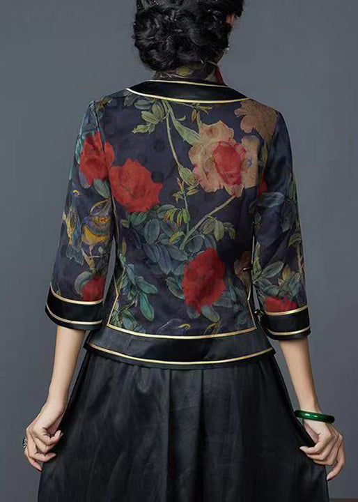 Classic Vintage Shirt with a Flattering Fit