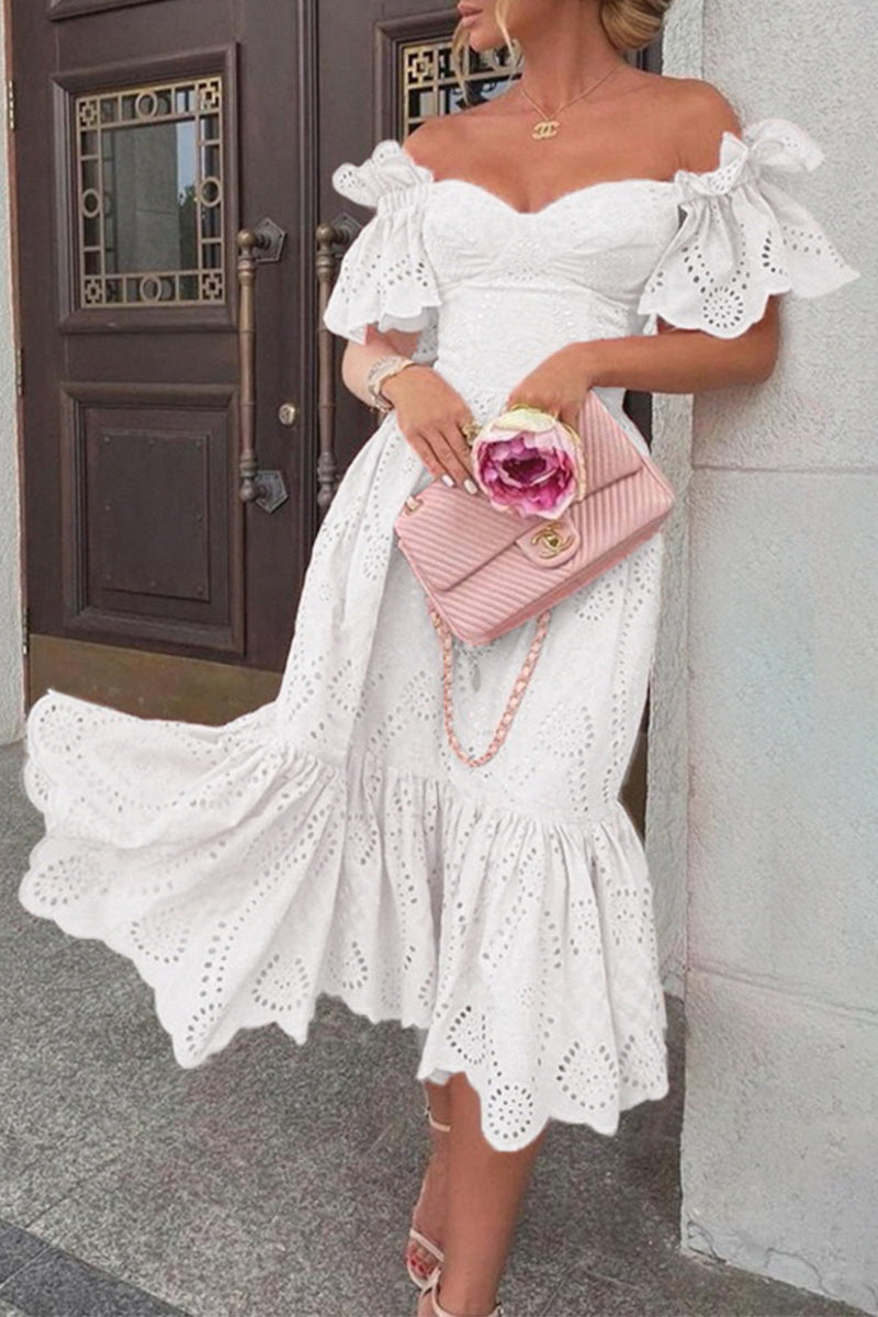 Well Tailored Dress with a Graceful Silhouette
