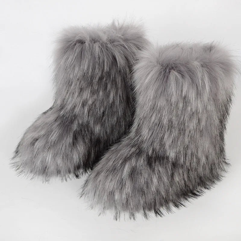 Well Tailored Boots with a Graceful Silhouette