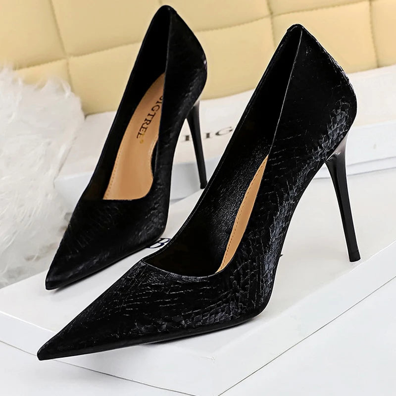 Vintage Inspired Heels with a Contemporary Edge