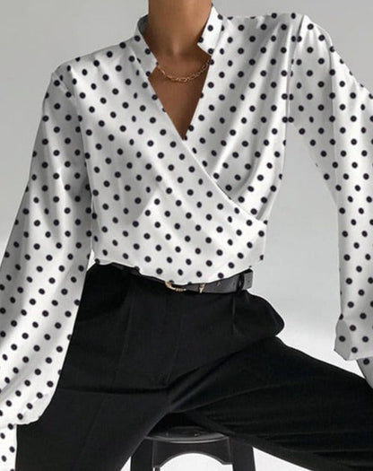 Effortlessly Elegant Shirt with a Timeless Design