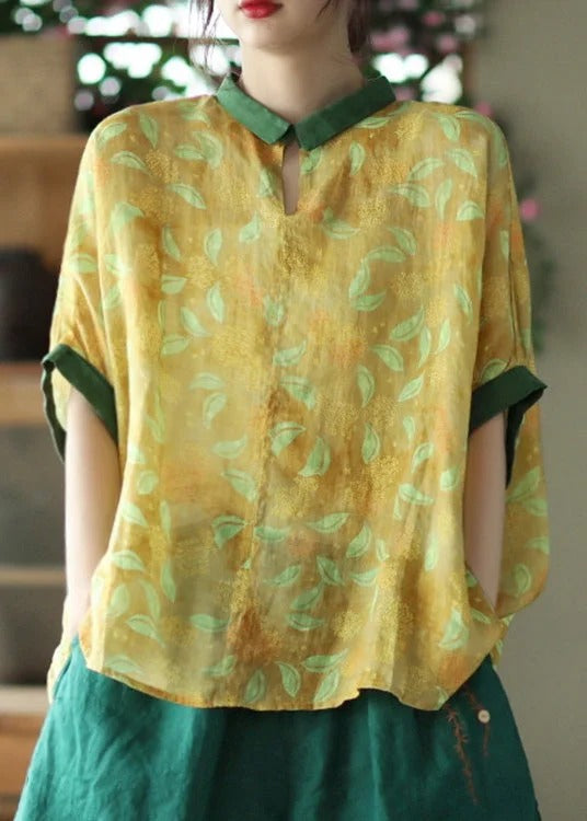Beautifully Crafted Blouse in a Classic Style