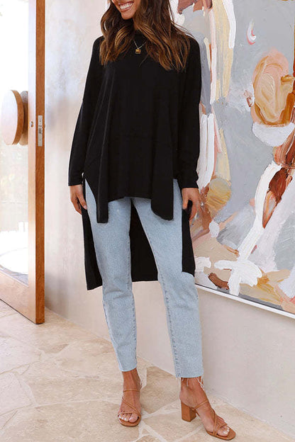 Effortlessly Elegant T-Shirt with a Timeless Design