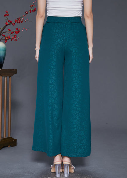 Classic Vintage Pants with a Flattering Fit