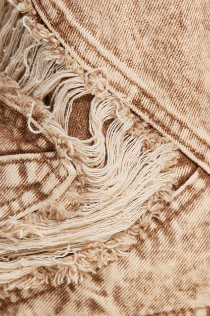 Sophisticated Garment with a Clean Classic Look