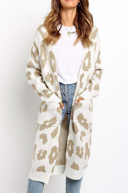 Effortlessly Elegant Cardigan with a Timeless Design