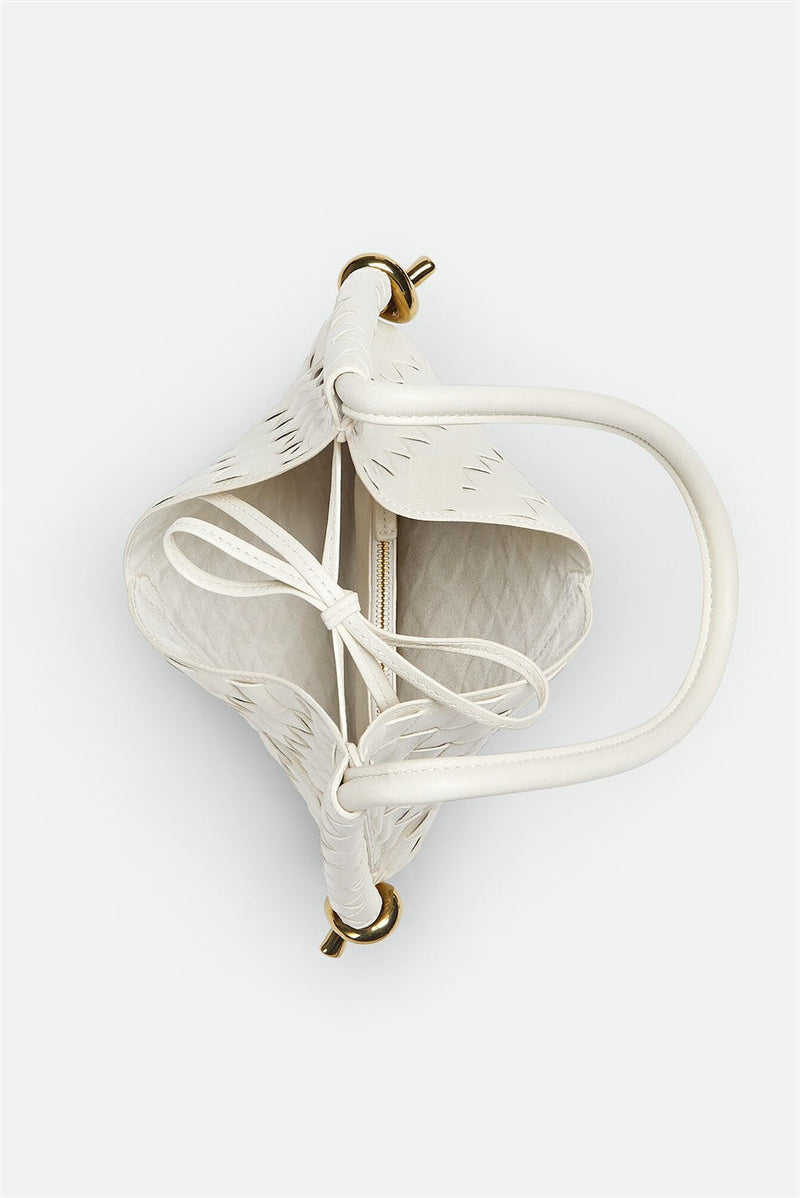 Sophisticated Bag with a Clean Classic Look