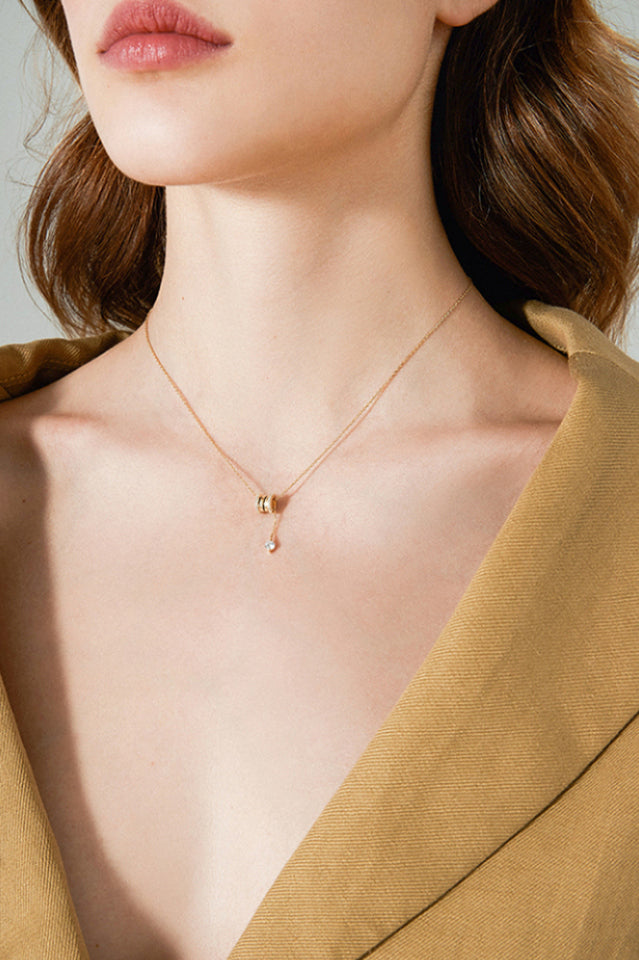 Gracefully Styled Garment for Any Occasion