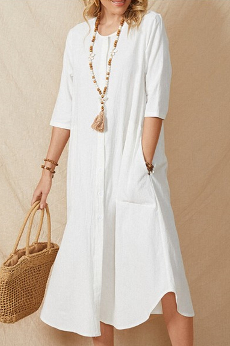 Well Tailored Dress with a Graceful Silhouette