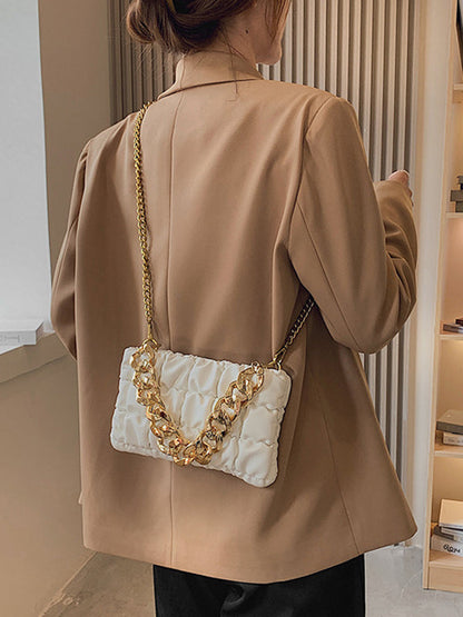 Effortlessly Elegant Bag with a Timeless Design