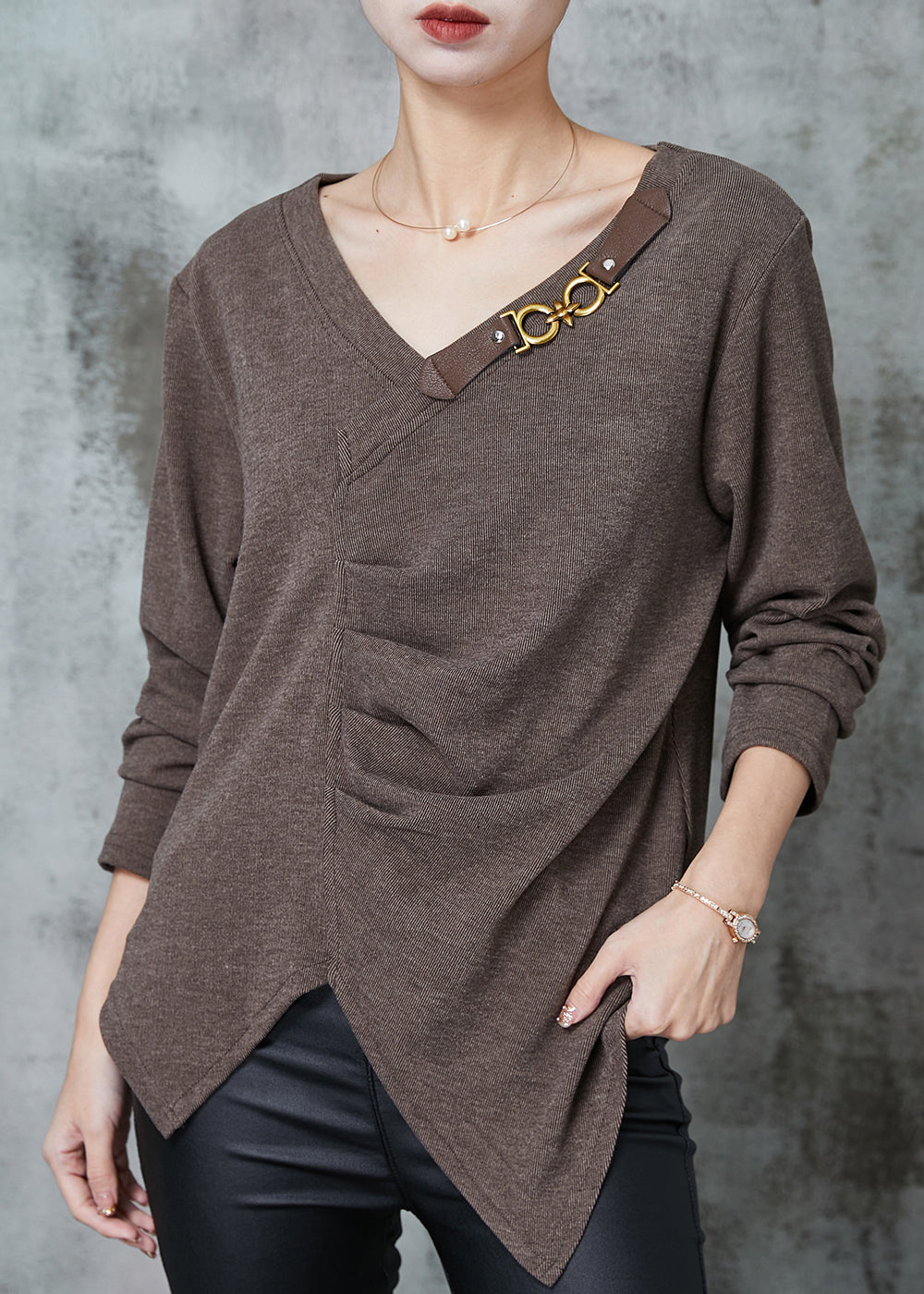 Classic Vintage Shirt with a Flattering Fit