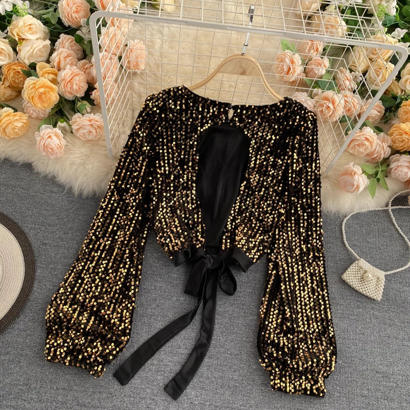 Classic Vintage & Enduringly Stylish Blouse