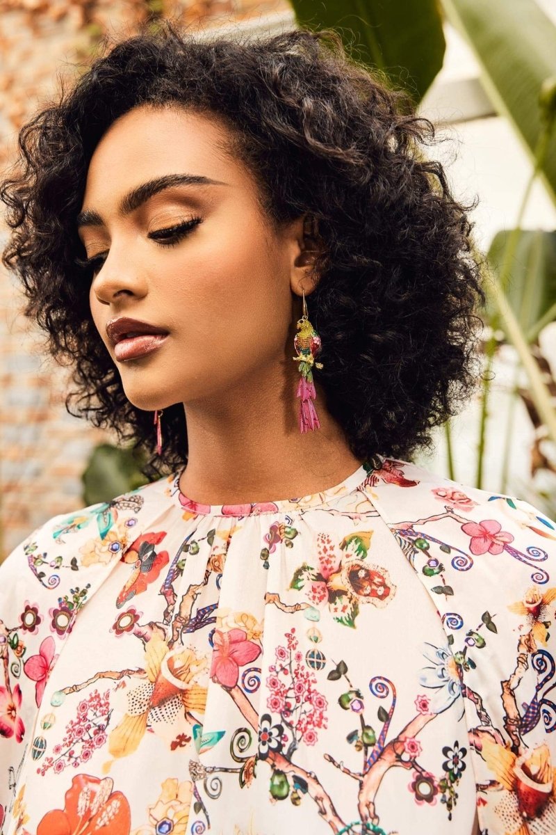 Gracefully Styled Garment for Any Occasion