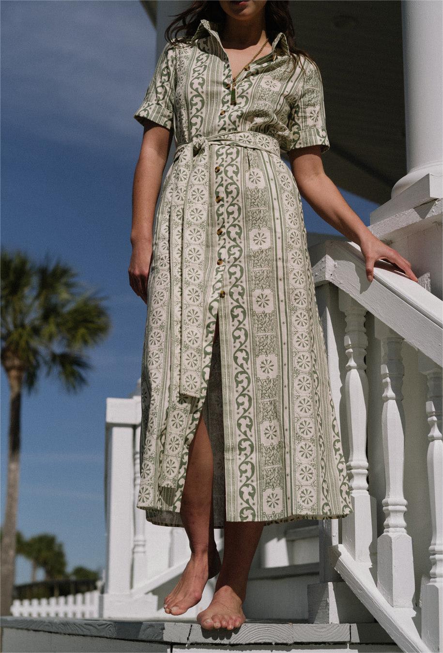 Sophisticated Dress with a Clean Classic Look