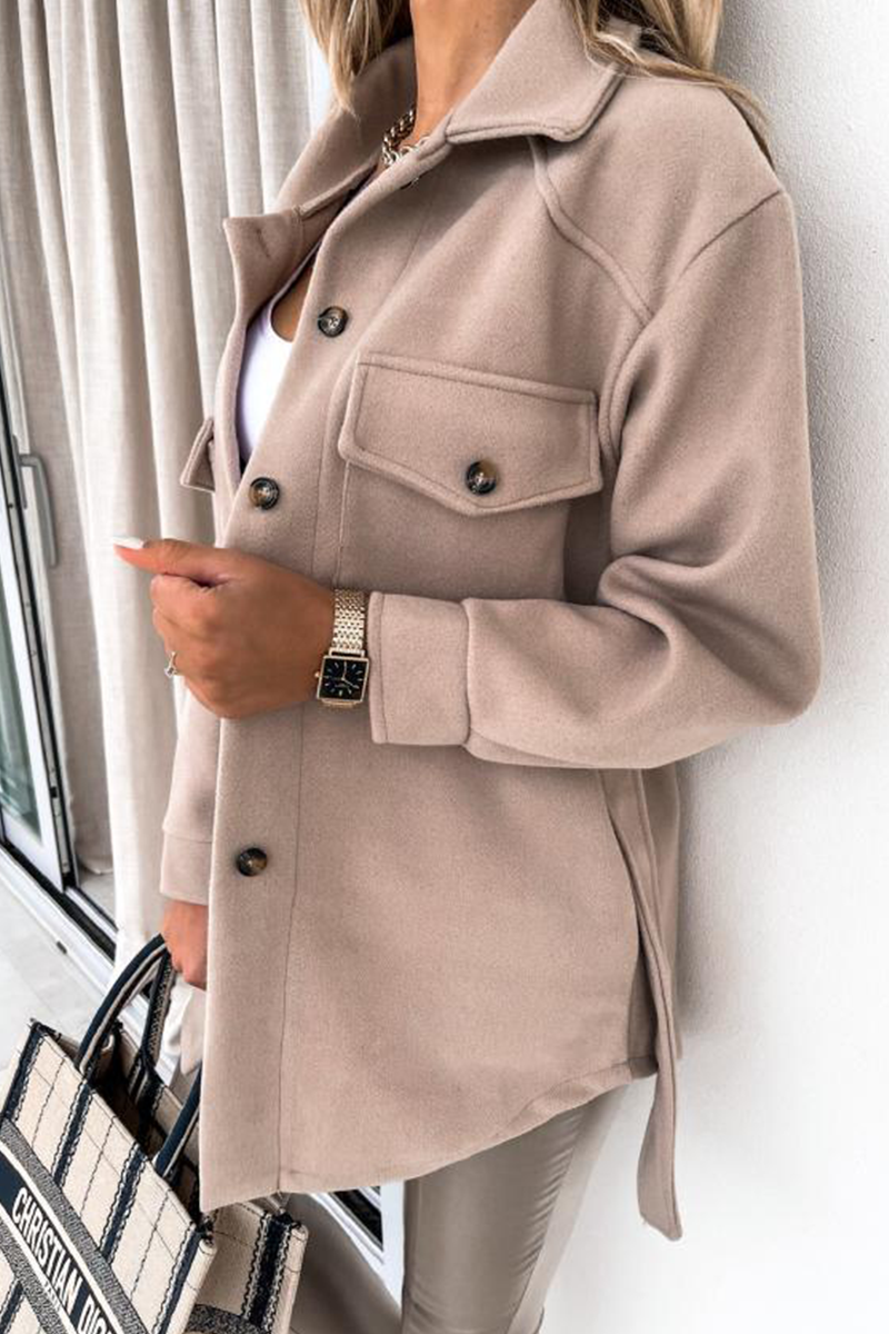 Effortlessly Elegant Garment with a Timeless Design